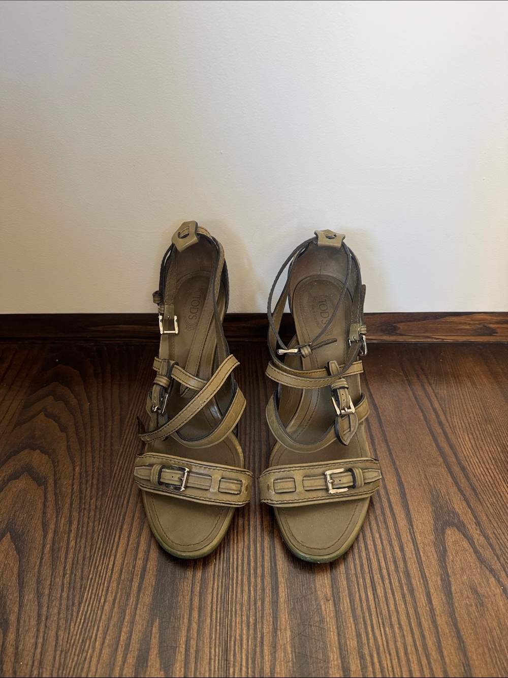TOD'S Olive Strappy Buckle Heeled Sandals